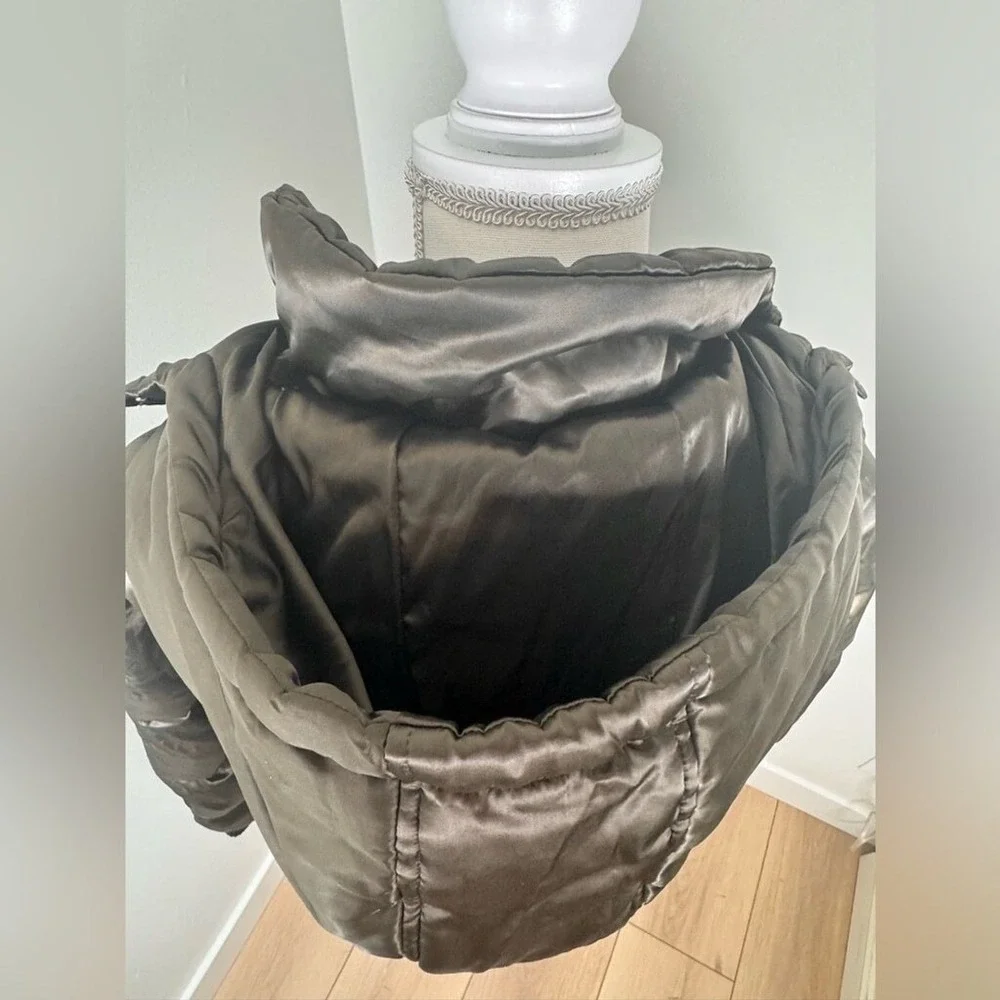 Vince Camuto Women's Olive Down Fill Puffer‎ Style R1291 Size Large NWT