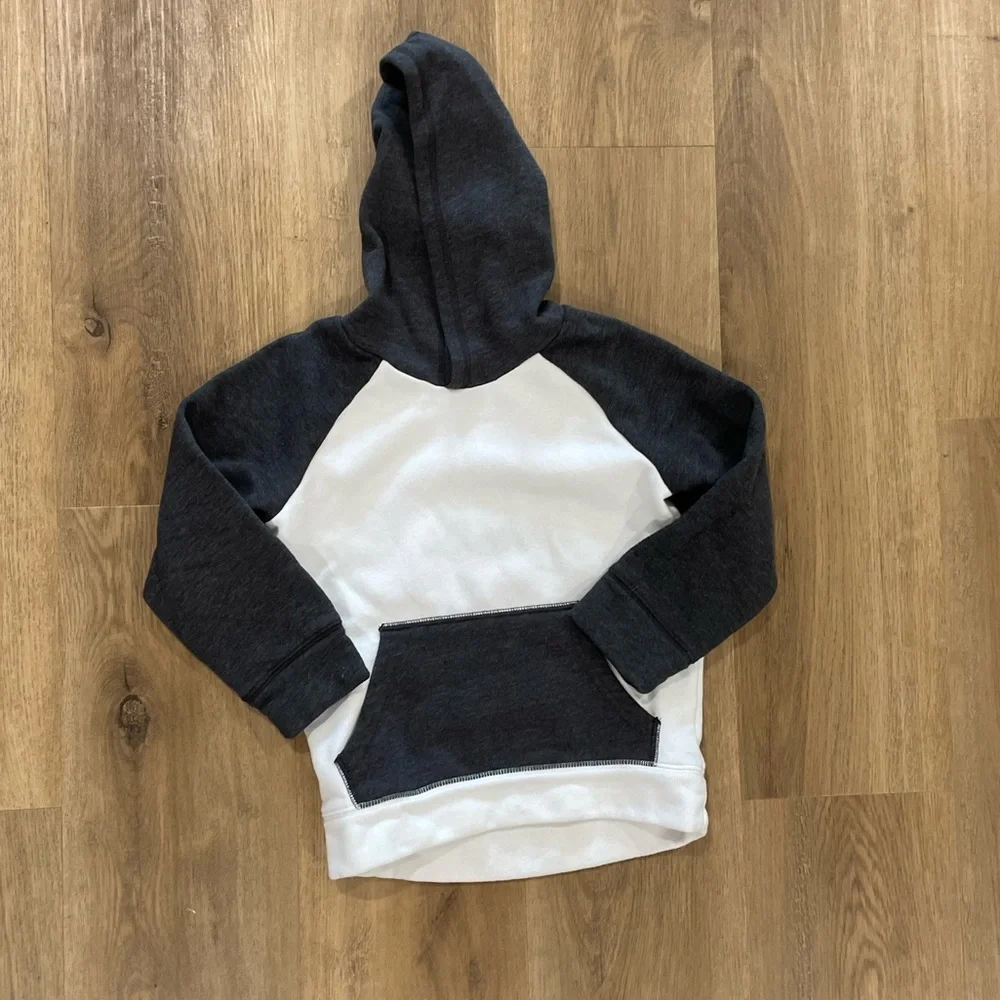 Jumping Beans softest, fleece, 5T‎ hoodie