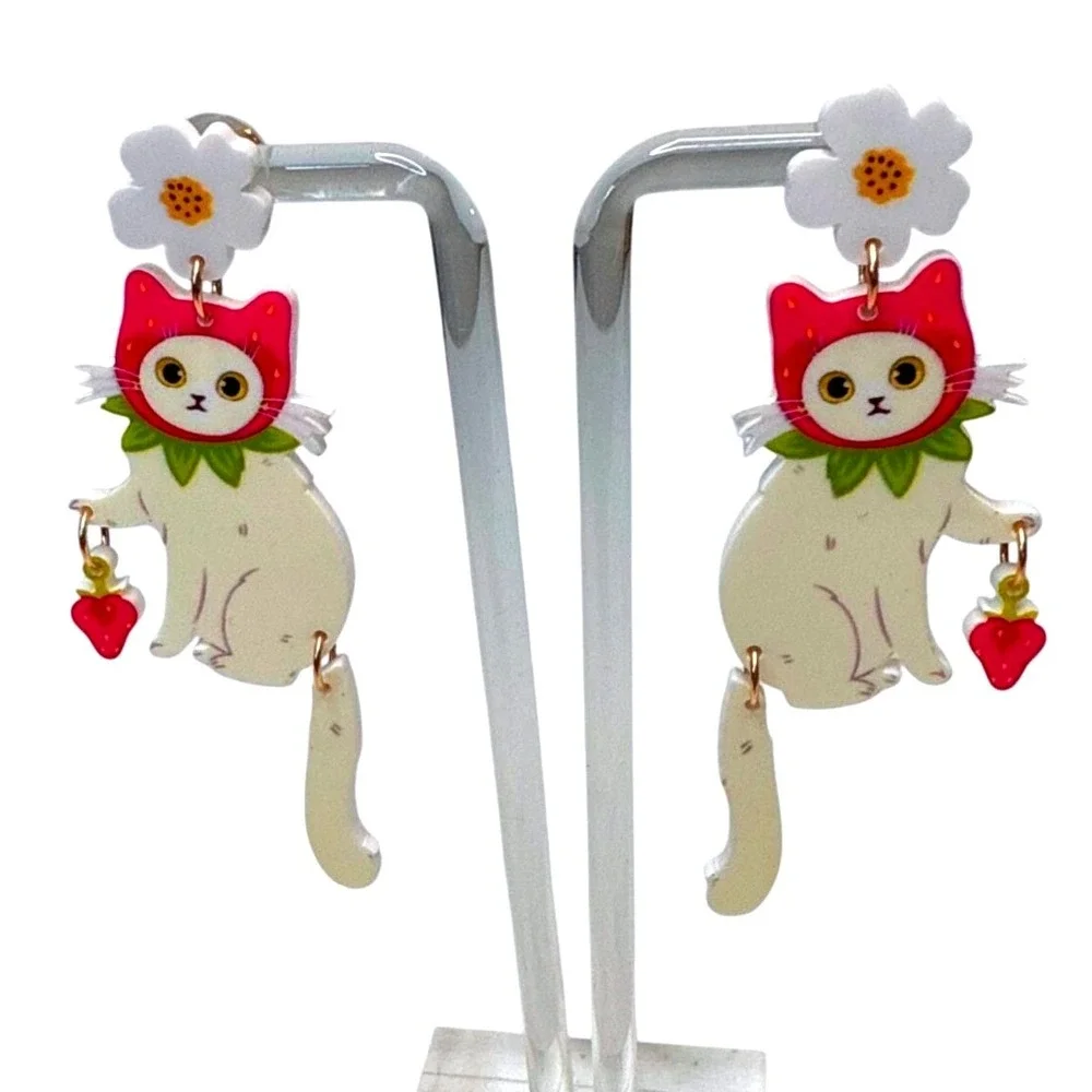 Strawberry articulated whimsical kawaii‎ kitty Cat dangle drop Earrings - Kitten