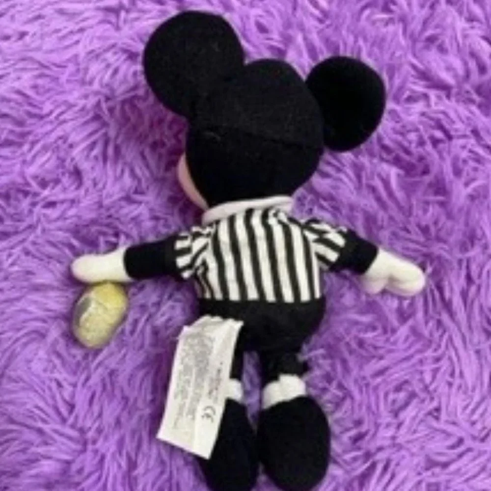 Disney mickey referee