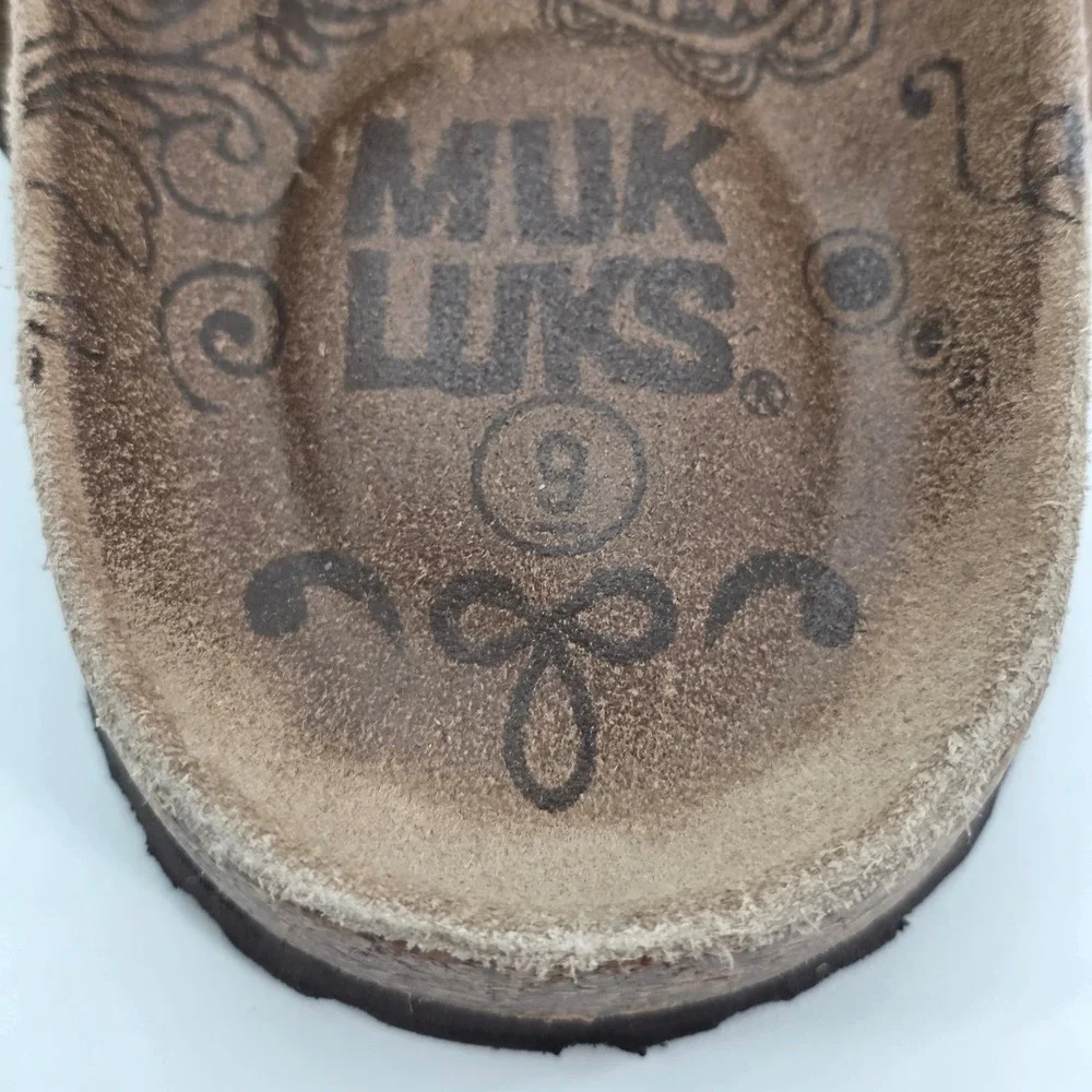 Muk Luks muk luks