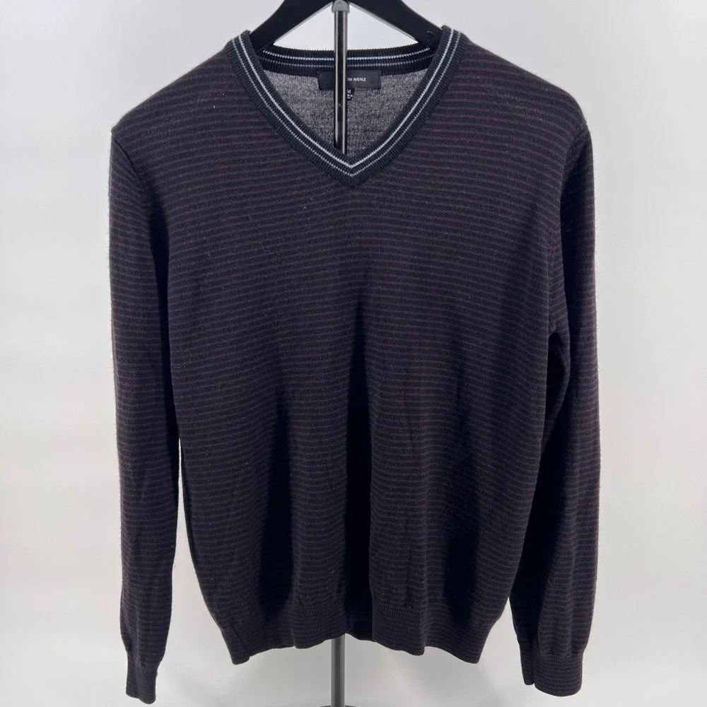 Saks Fifth Avenue Mens Merino Wool Blend V-Neck Striped Sweater Purple Black M‎