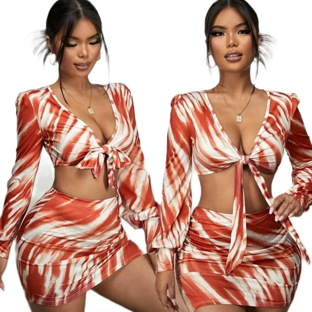 Redvelvetrebel size medium