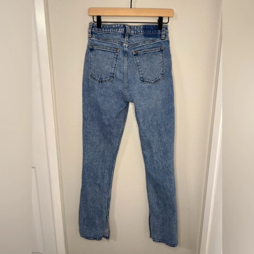 Abercrombie Curve Love High Rise Vent Hem Jeans Size 27/4R
