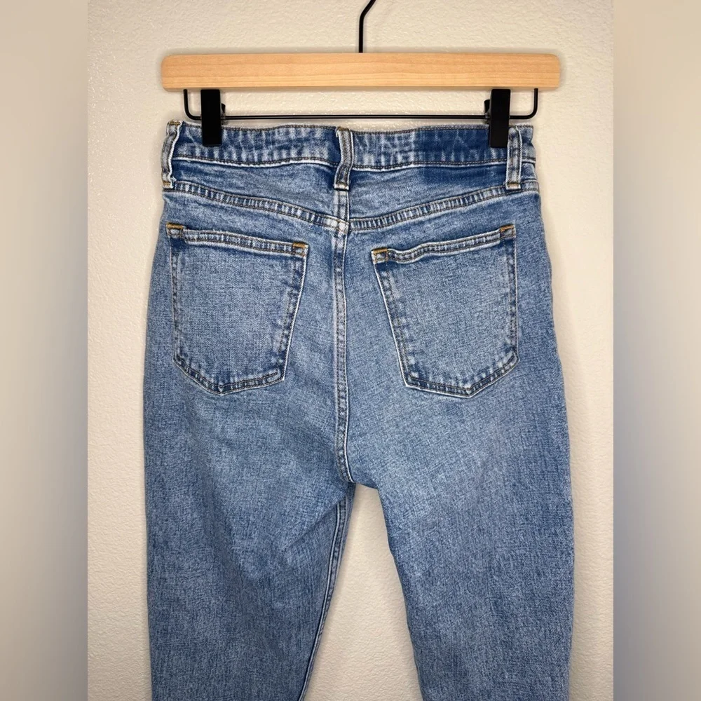 Abercrombie Curve Love High Rise Vent Hem Jeans Size 27/4R
