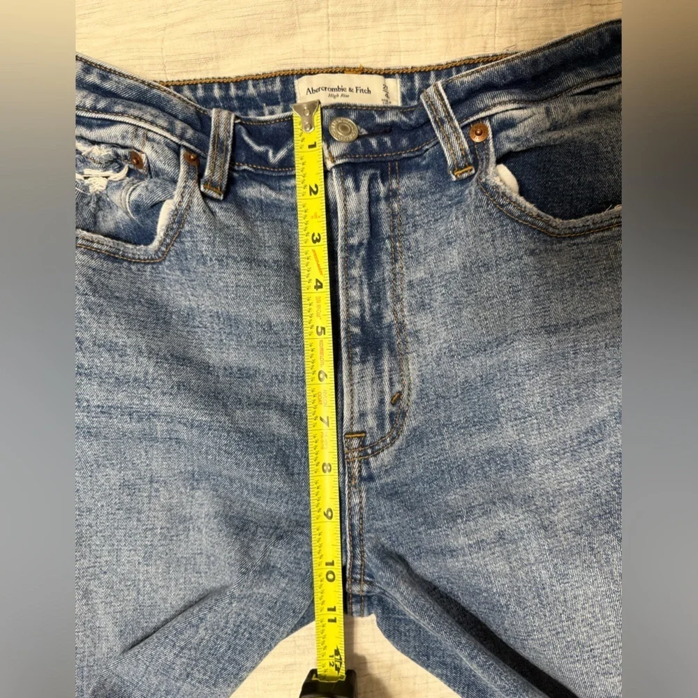 Abercrombie Curve Love High Rise Vent Hem Jeans Size 27/4R