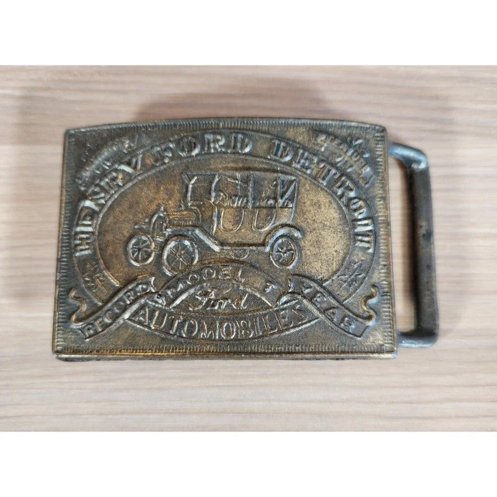 Vintage HENRY FORD Detroit Automobile Record Year Model‎ T Brass Belt Buckle