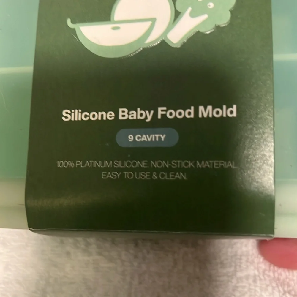 Jacobake silicone baby