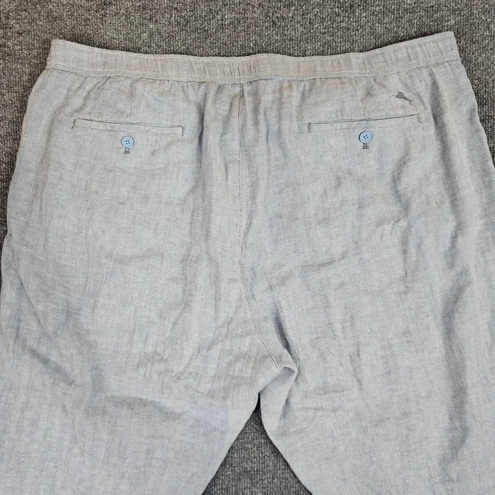 Tommy Bahama person herringbone