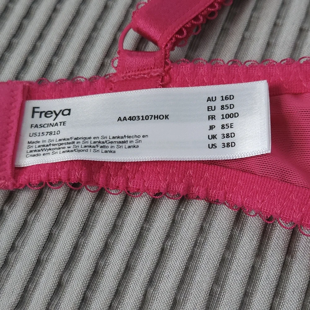 Freya fascinate uplift
