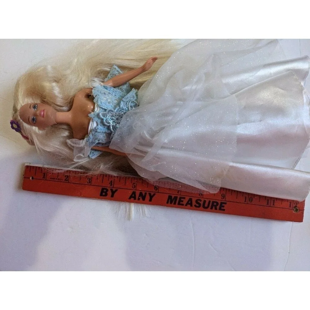 Mattel Barbie Doll Vintage Blonde Long Hair‎ Blue Lace White Glitter Gown G8361