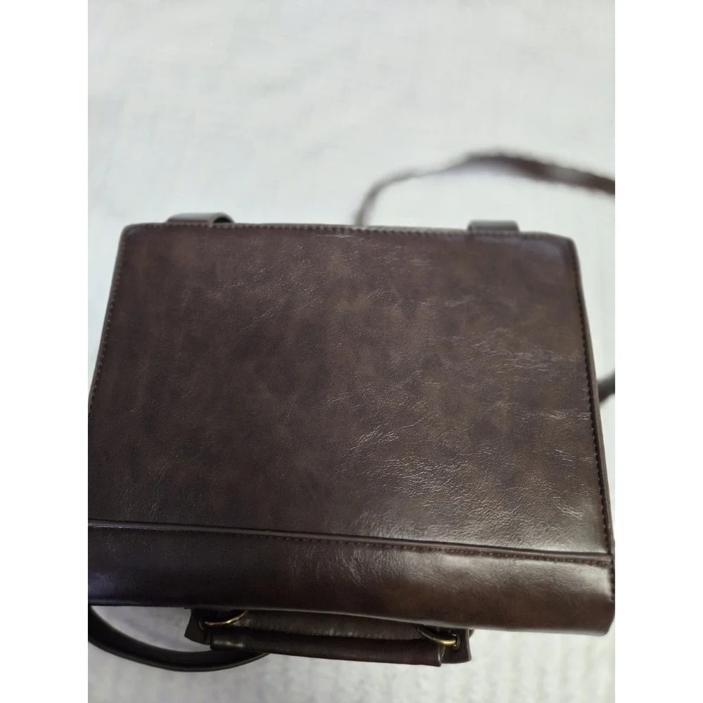 The Unbranded Brand steampunk handbag