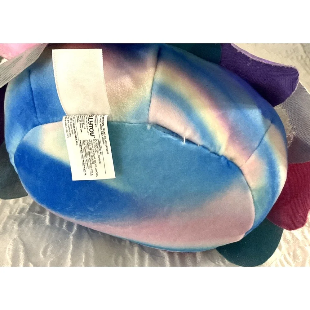 Squishmallows minor flaw