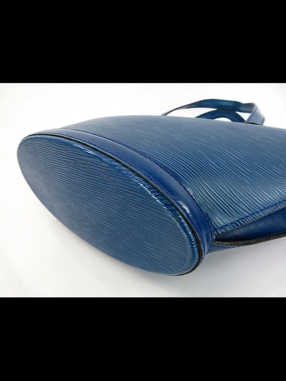 Louis Vuitton elegant blue