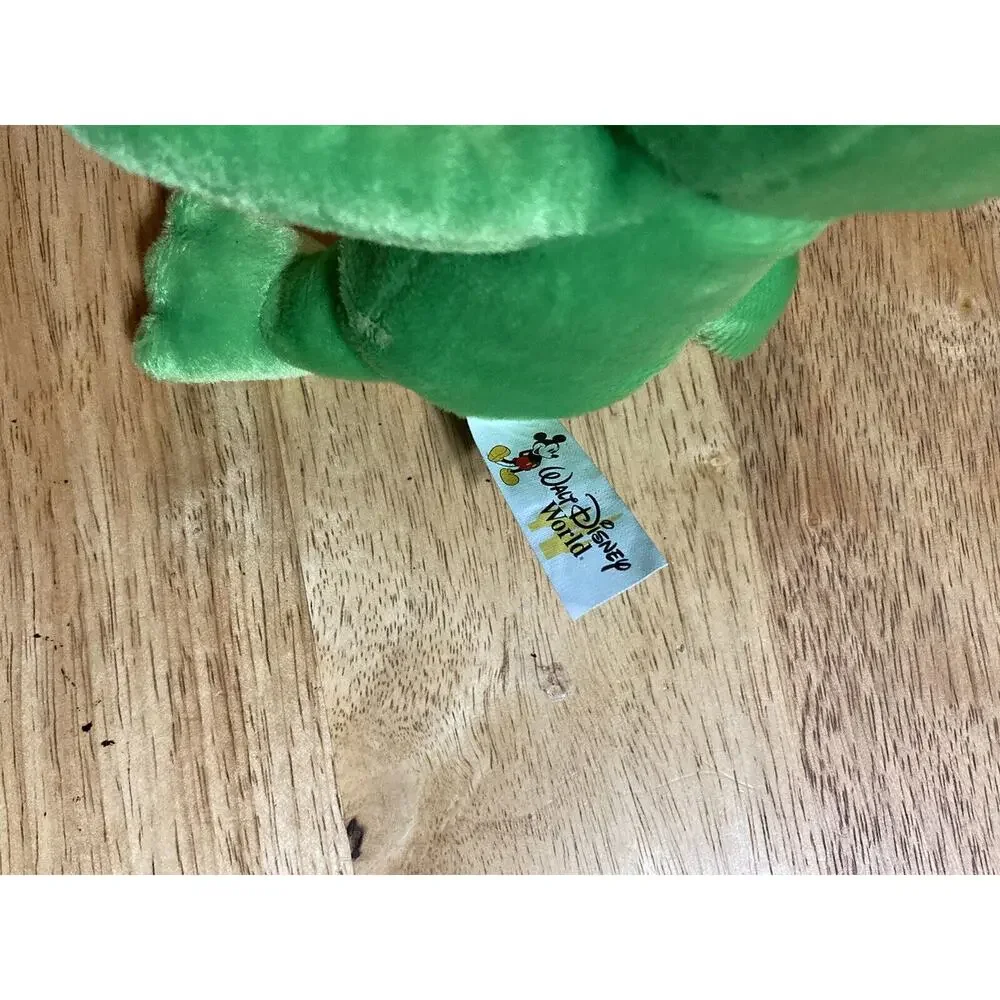 Disney pl7 plush