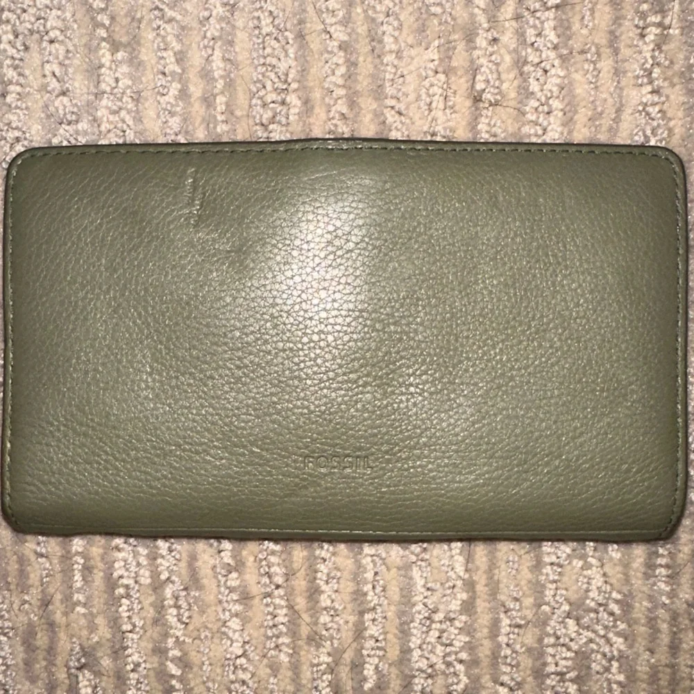Fossil vintage leather