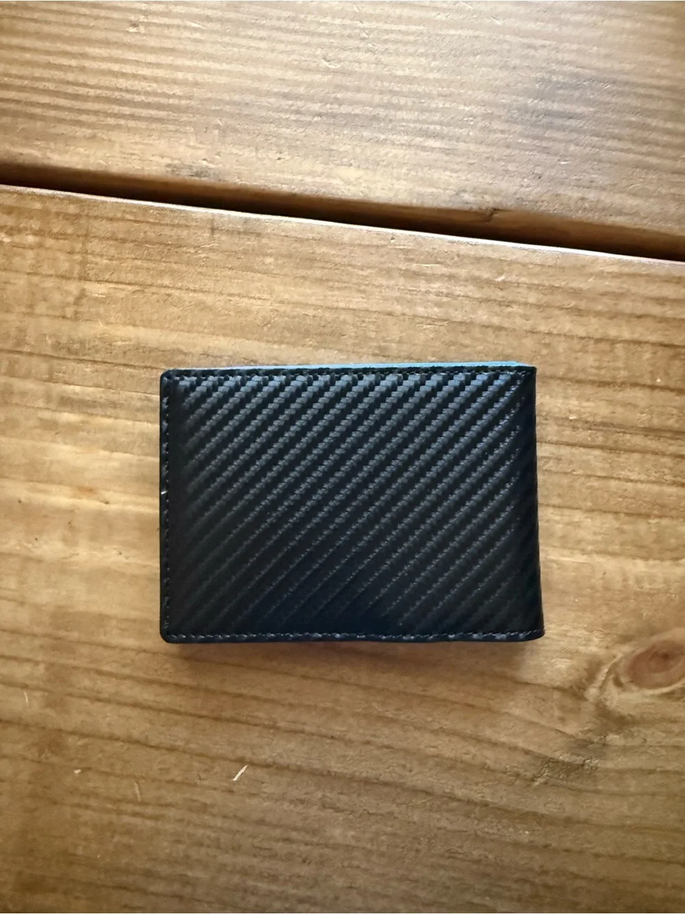 Avandona compact black