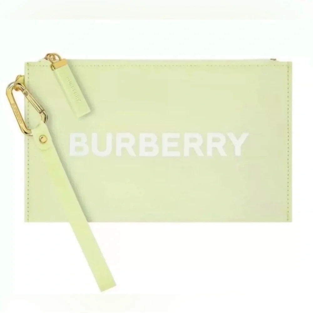 Burberry light apple