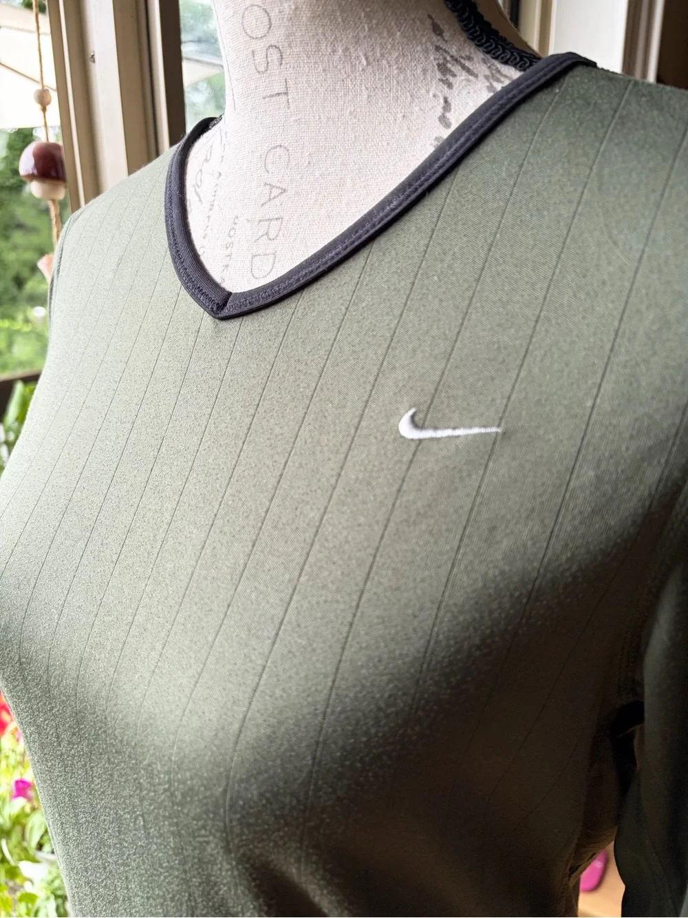 Nike stains adv