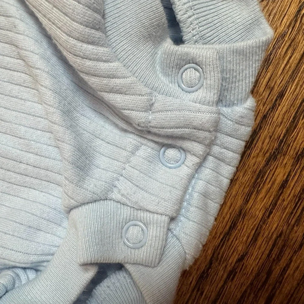 Fred's Babies Blue‎ Short Sleeve One Piece Bodysuit Button Collar Ribbed Vintage