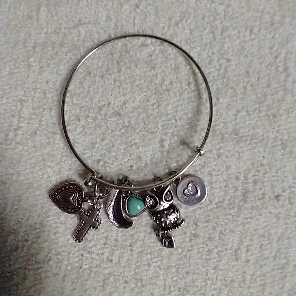 Silvertone wisdom owl faux turquoise feather heart cross charm bracelet