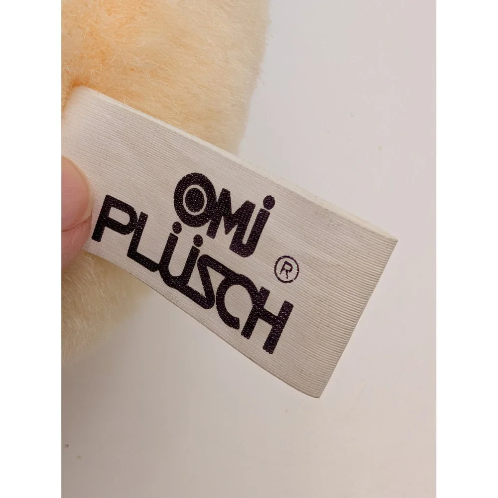 Omi Plusch some wear
