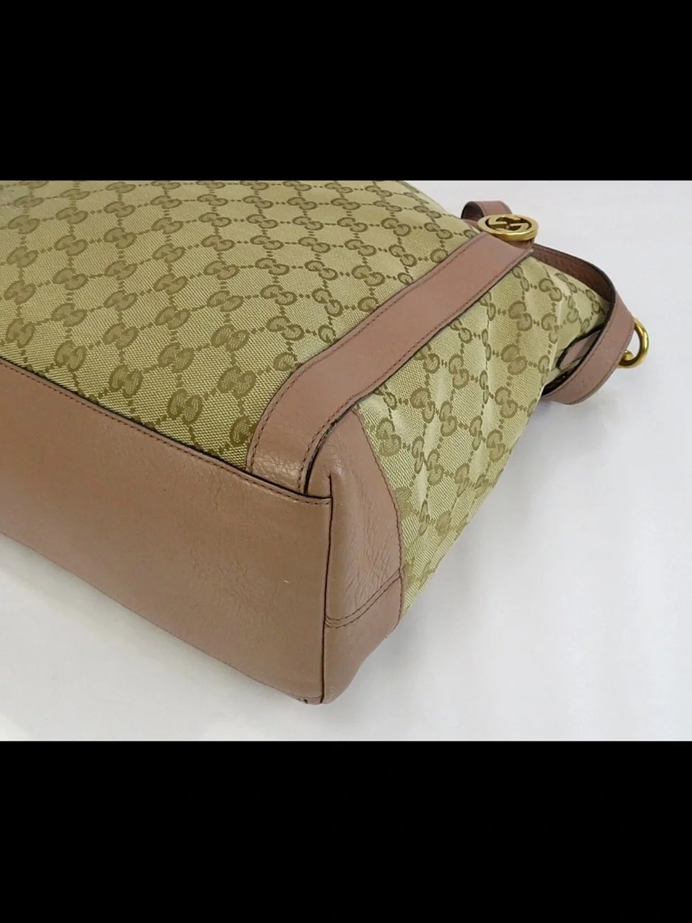 Gucci classic gg