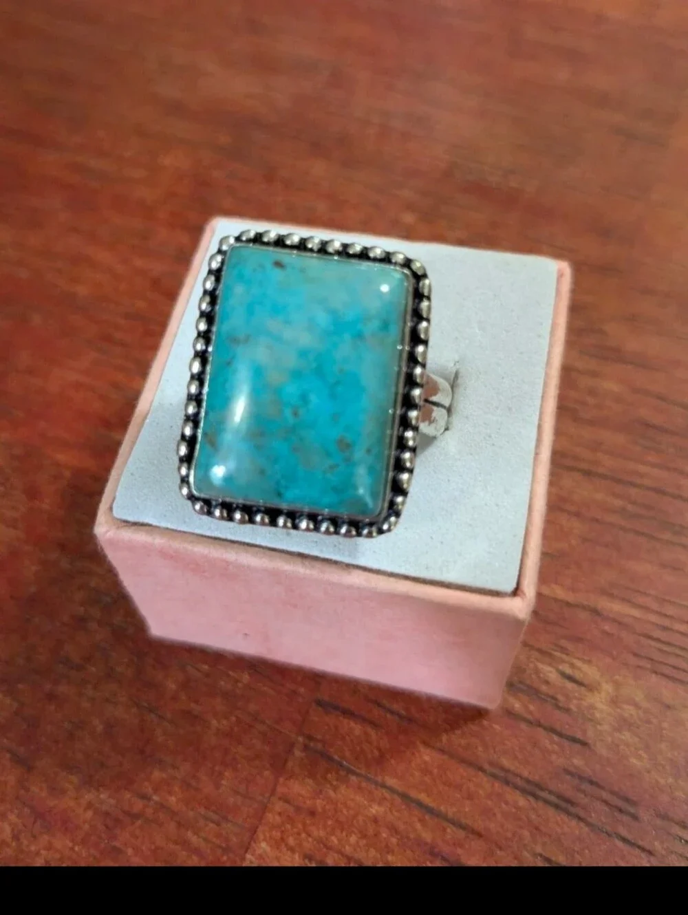 Handmade inspired statement gives