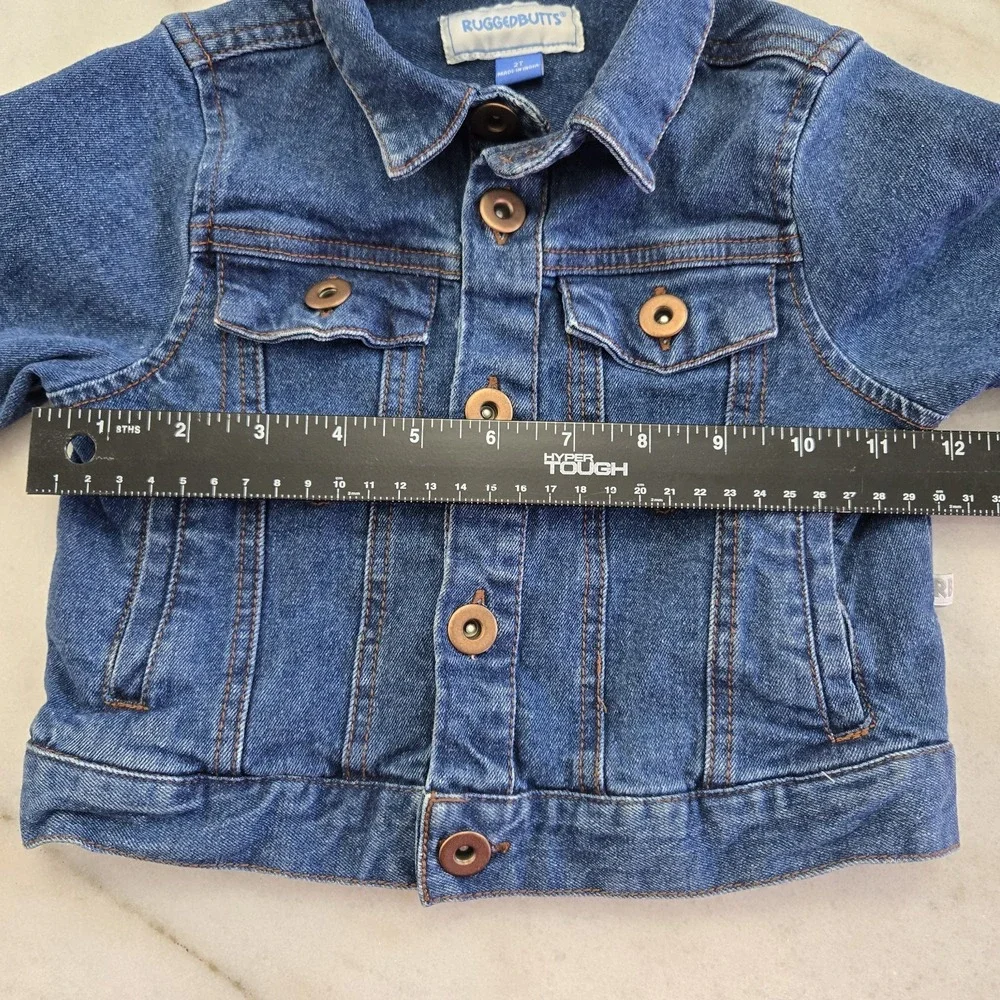 Rugged Butts features denim