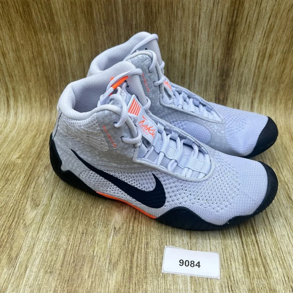 Nike tawa se