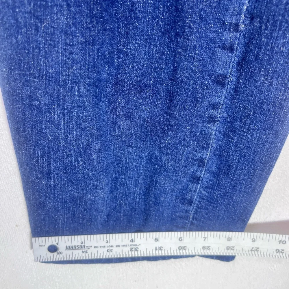 Levis pre owned