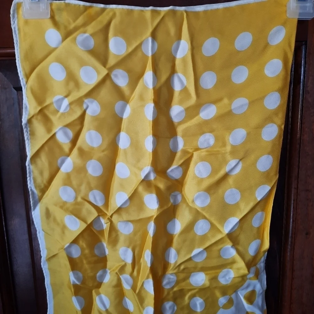 N/A bright yellow