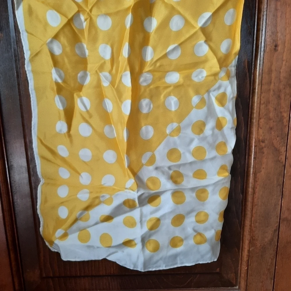 N/A bright yellow