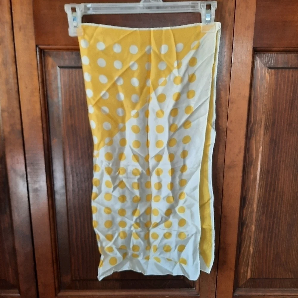 N/A bright yellow