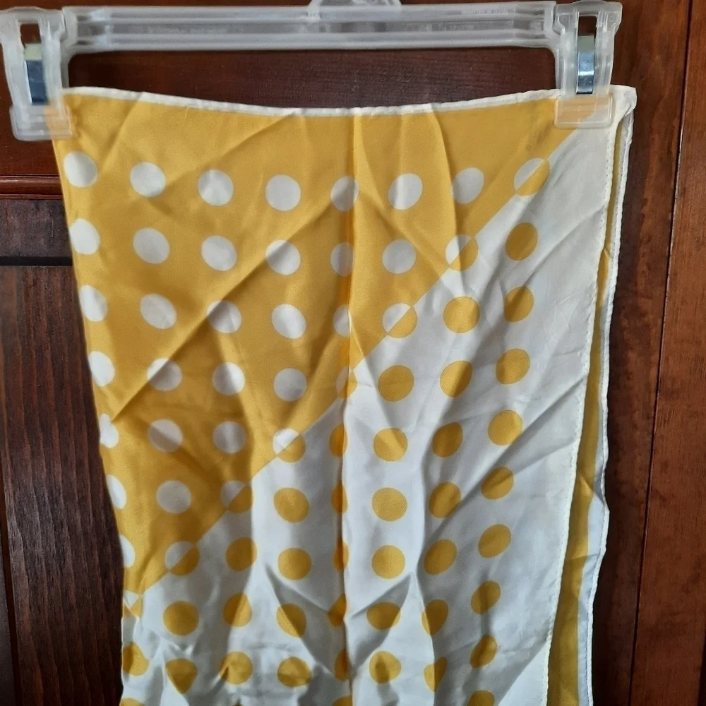 N/A bright yellow