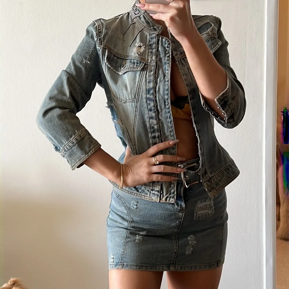 Dolce & Gabbana Embellished Light Blue Denim Jacket with Rhinestone Collar