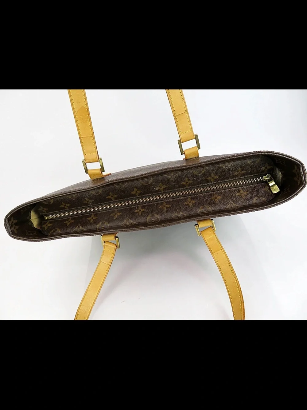 Louis Vuitton classic louis