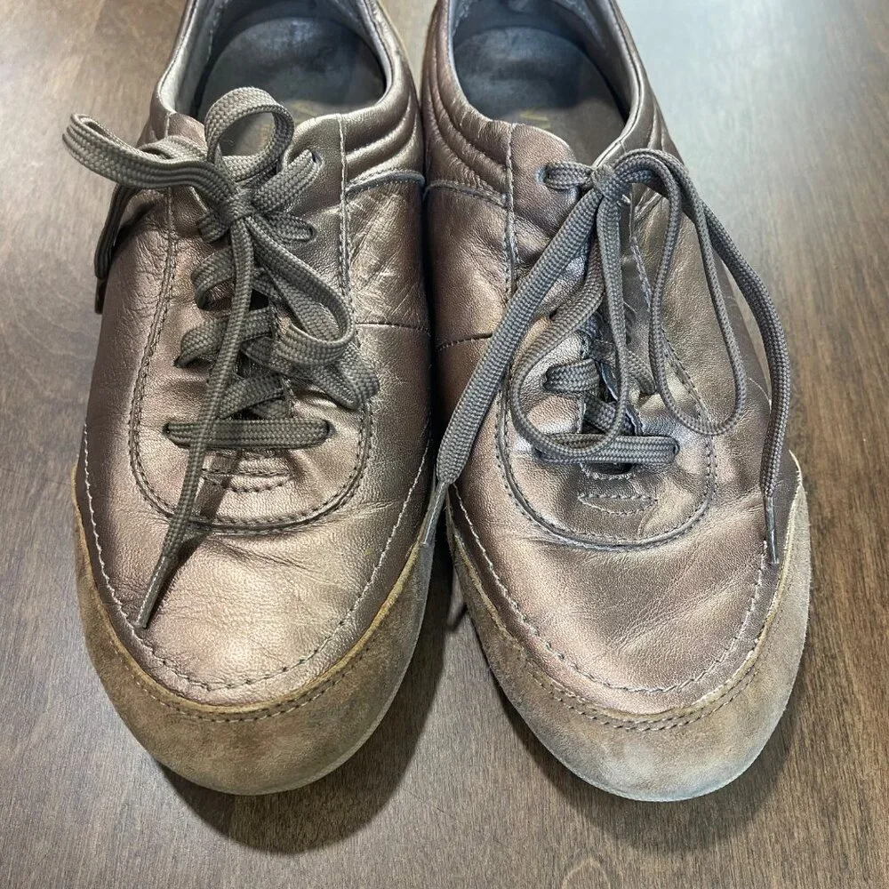 Vionic Willa Leather Sneakers Womens Size 6 Bronze Metallic Lace Up Comfort Shoe