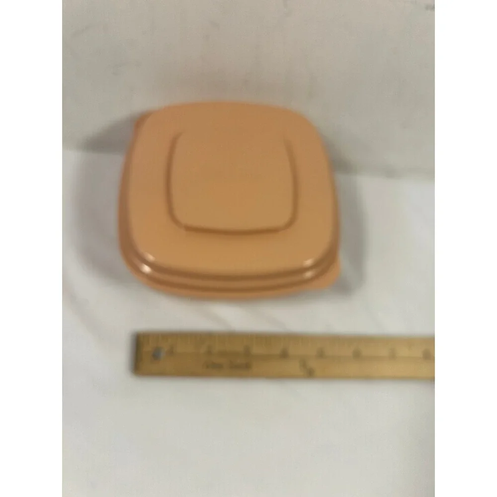 Tupperware Servalier Food Storage Container 16oz Peach Square 2‎ Cup Vintage