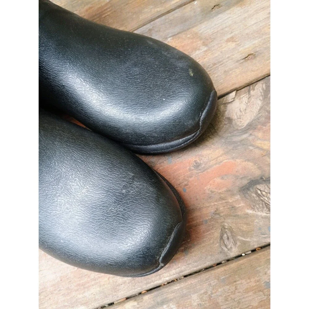 Muck Boots very gently