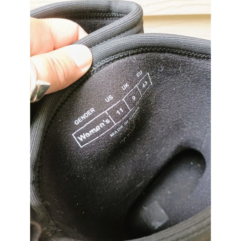 Muck Boots very gently
