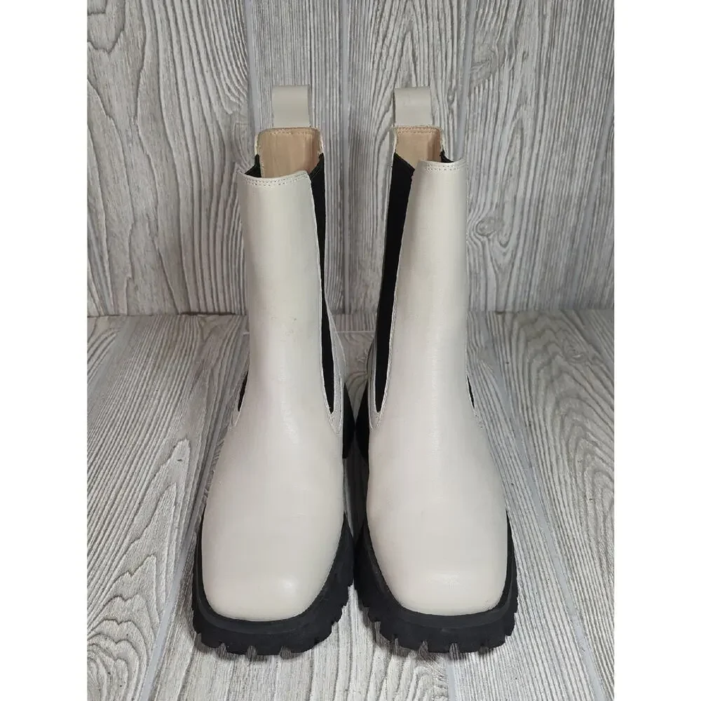 Clarks product ships ergonomic