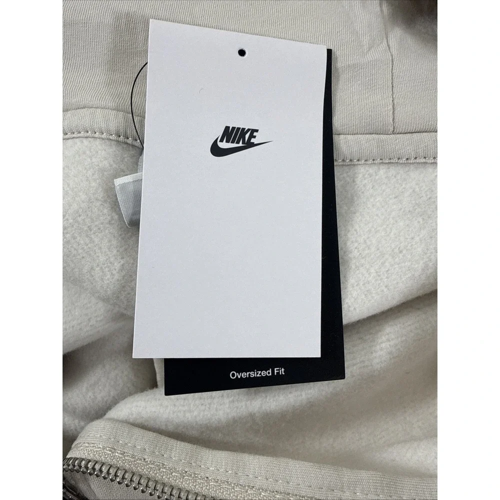 Nike women sportswear