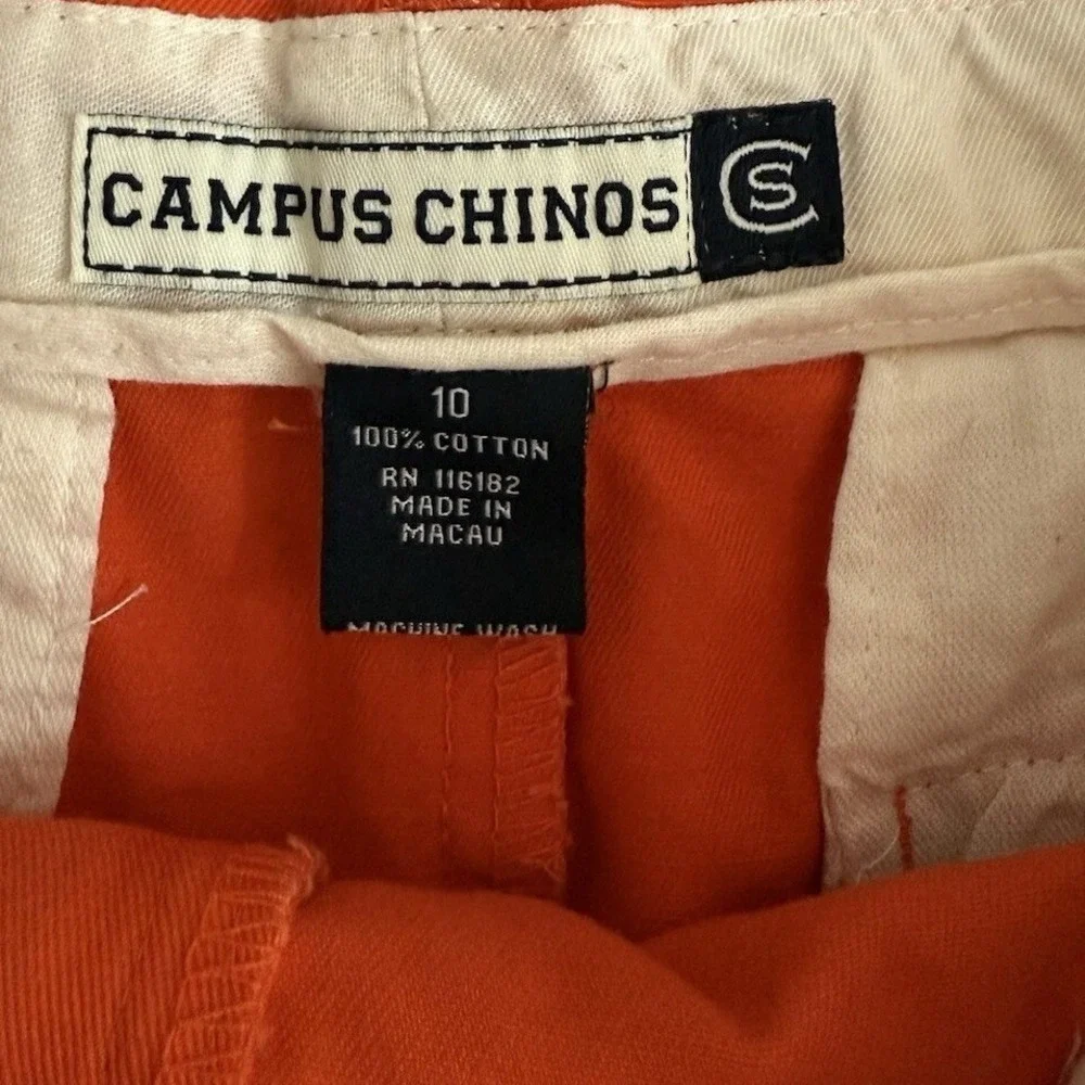 Campus Chinos offers garment thank