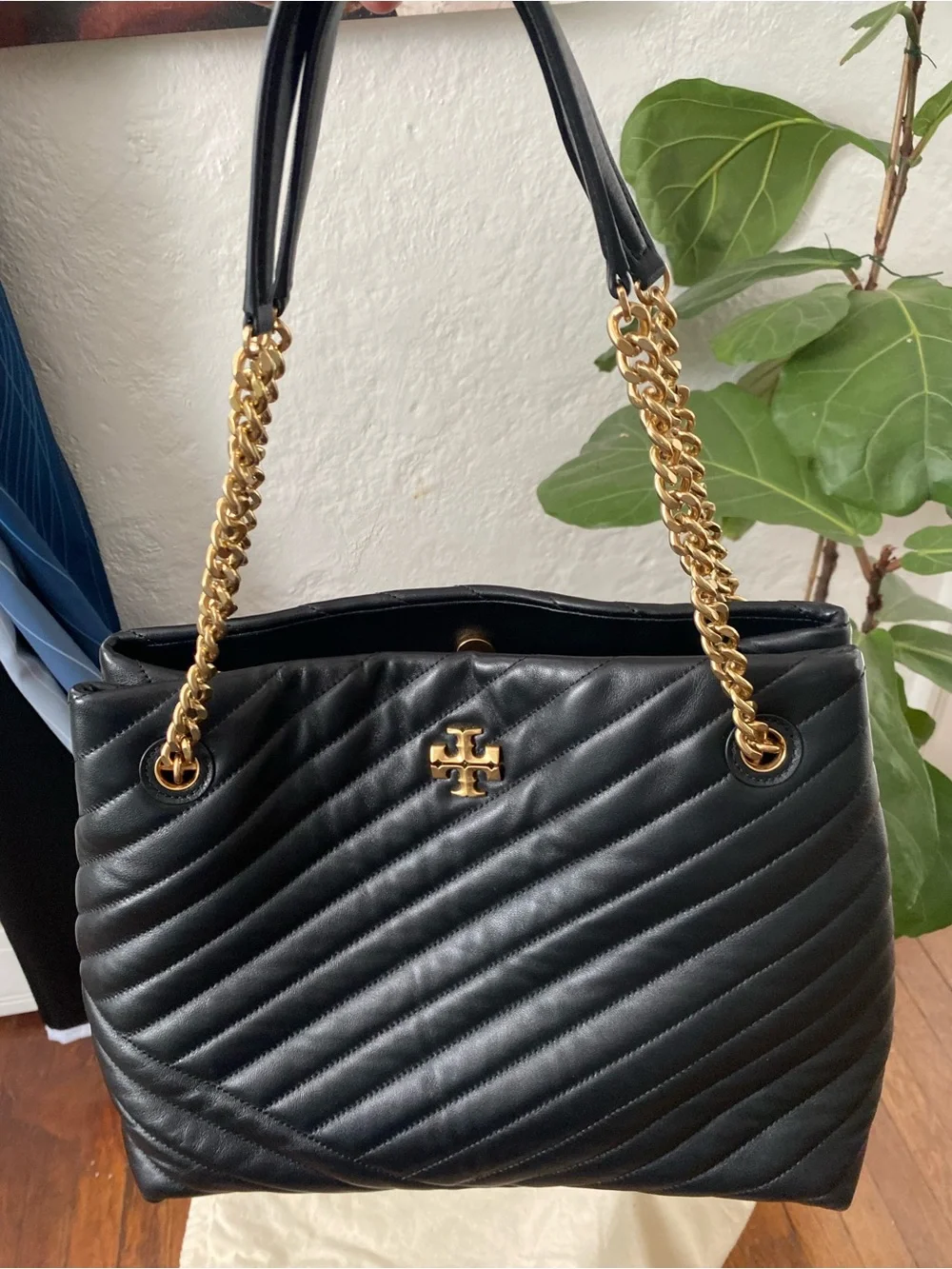 Tory Burch Black Quilted Leather Shoulder Bag with Gold Logo and Chain