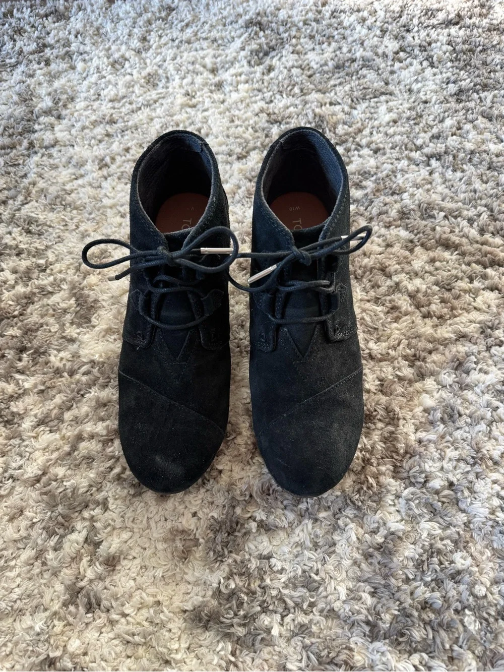 Toms classic black