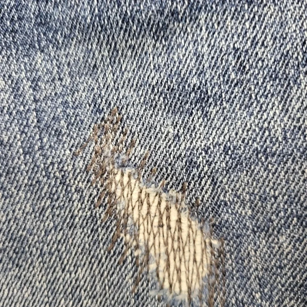 GAP distressed high