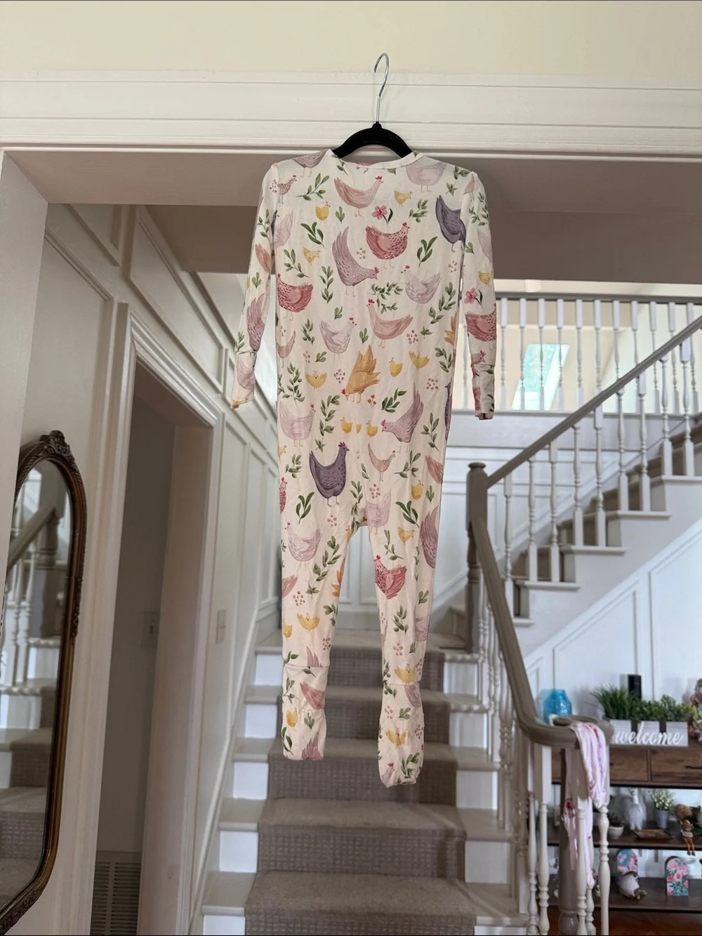Posh Peanut great used