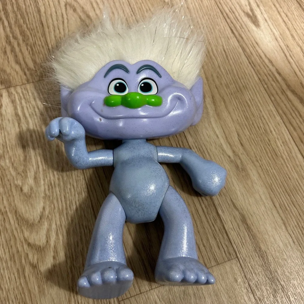 DreamWorks Trolls bring home