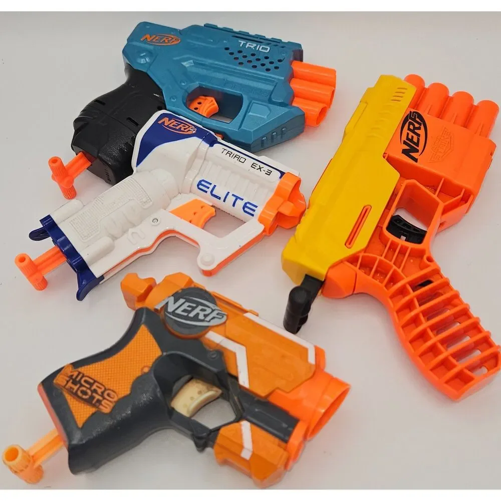 Nerf Gun Lot (10 nerf guns, 3 misc. guns)